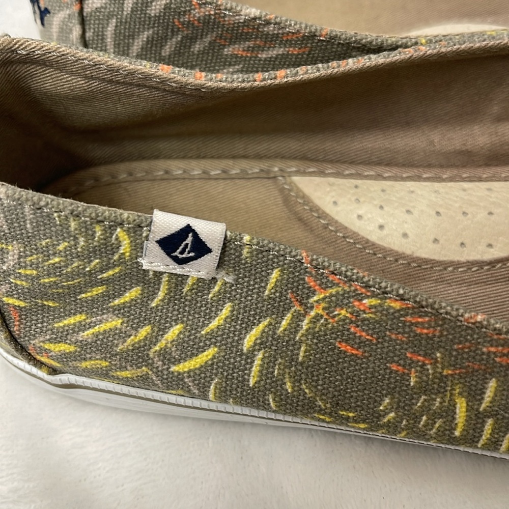 Sperry Patterned Canvas Loafers WOMENS SIZE 9M - Picture 5 of 7